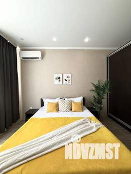 1-к квартира, посуточно, 38м2, 2/18 этаж