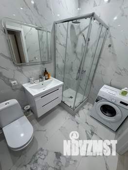 1-к квартира, посуточно, 40м2, 13/24 этаж