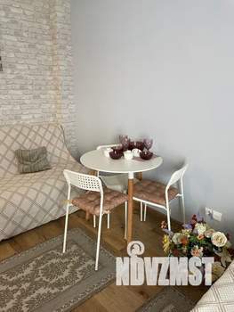 Студия квартира, посуточно, 35м2, 2/5 этаж