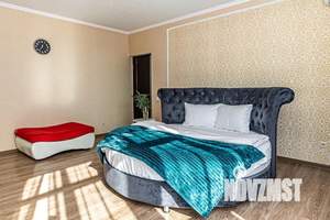 2-к квартира, посуточно, 72м2, 1/1 этаж