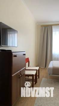 1-к квартира, посуточно, 40м2, 11/18 этаж