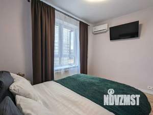 1-к квартира, посуточно, 38м2, 18/24 этаж