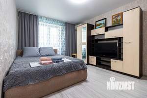 1-к квартира, посуточно, 42м2, 4/10 этаж