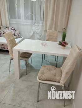2-к квартира, посуточно, 49м2, 13/25 этаж