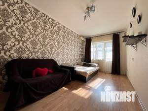 1-к квартира, посуточно, 38м2, 3/5 этаж