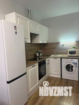 1-к квартира, посуточно, 40м2, 4/16 этаж