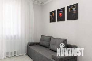 1-к квартира, посуточно, 40м2, 6/19 этаж