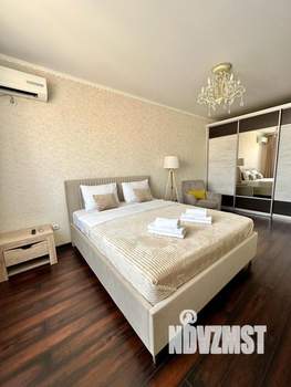 1-к квартира, посуточно, 43м2, 1/1 этаж