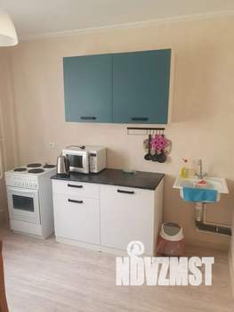 1-к квартира, посуточно, 38м2, 1/16 этаж