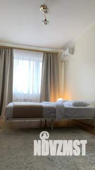 1-к квартира, посуточно, 40м2, 11/18 этаж