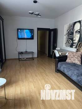 2-к квартира, посуточно, 62м2, 1/1 этаж