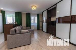 1-к квартира, посуточно, 42м2, 4/12 этаж