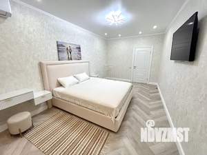 1-к квартира, посуточно, 49м2, 20/24 этаж