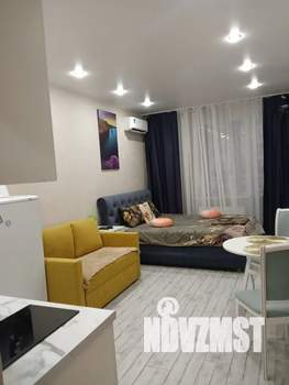 Студия квартира, посуточно, 31м2, 14/24 этаж