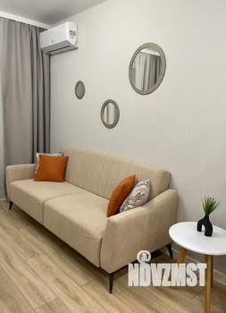 1-к квартира, посуточно, 42м2, 1/1 этаж