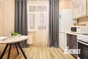 1-к квартира, посуточно, 36м2, 3/18 этаж