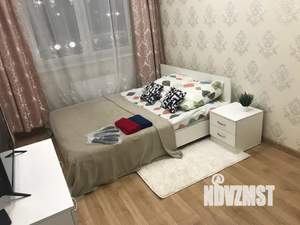 1-к квартира, посуточно, 38м2, 2/20 этаж