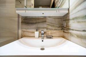 2-к квартира, посуточно, 50м2, 1/1 этаж