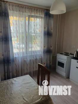 1-к квартира, посуточно, 38м2, 1/16 этаж