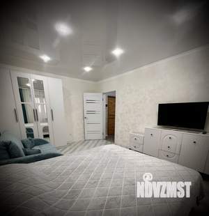 1-к квартира, посуточно, 38м2, 3/14 этаж