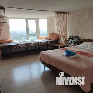 Студия квартира, посуточно, 34м2, 18/18 этаж