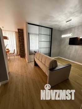 1-к квартира, посуточно, 37м2, 7/9 этаж