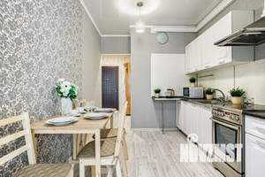 1-к квартира, посуточно, 40м2, 8/24 этаж