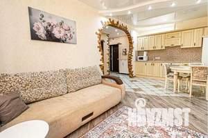 1-к квартира, посуточно, 40м2, 8/10 этаж