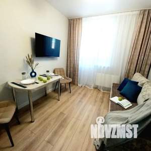 1-к квартира, посуточно, 37м2, 14/16 этаж