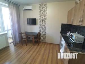 Студия квартира, посуточно, 25м2, 10/17 этаж