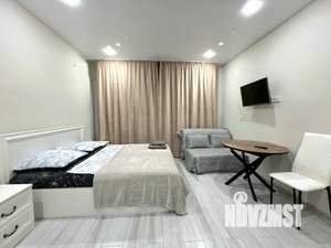Студия квартира, посуточно, 28м2, 18/24 этаж