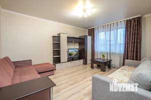 2-к квартира, посуточно, 54м2, 1/1 этаж