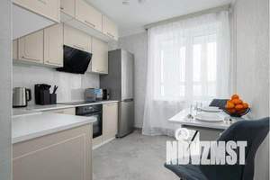 1-к квартира, посуточно, 42м2, 3/24 этаж