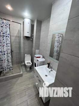 Студия квартира, посуточно, 30м2, 10/18 этаж
