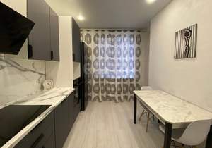 3-к квартира, на длительный срок, 74м2, 1/7 этаж