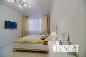 1-к квартира, посуточно, 41м2, 10/25 этаж