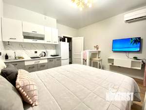 Студия квартира, посуточно, 28м2, 3/24 этаж