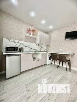 Студия квартира, посуточно, 30м2, 10/17 этаж