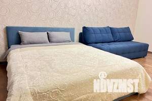 1-к квартира, посуточно, 40м2, 11/17 этаж
