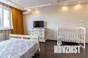 2-к квартира, посуточно, 85м2, 11/22 этаж