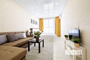 1-к квартира, посуточно, 40м2, 9/25 этаж