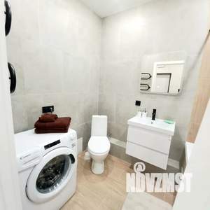 1-к квартира, посуточно, 39м2, 24/24 этаж