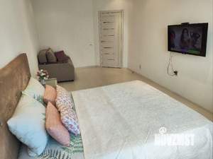 1-к квартира, посуточно, 49м2, 1/1 этаж