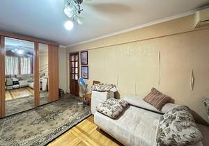 3-к квартира, на длительный срок, 64м2, 2/5 этаж