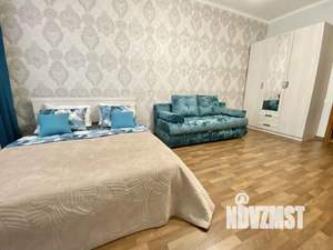 3-к квартира, посуточно, 90м2, 1/1 этаж