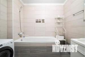 2-к квартира, посуточно, 70м2, 21/25 этаж