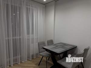 1-к квартира, посуточно, 35м2, 18/21 этаж