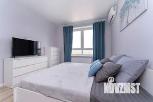 1-к квартира, посуточно, 42м2, 7/24 этаж