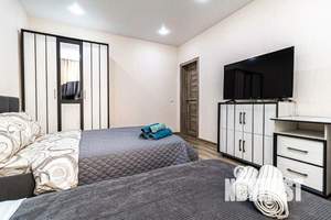 1-к квартира, посуточно, 42м2, 1/1 этаж