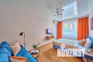 1-к квартира, посуточно, 41м2, 2/18 этаж